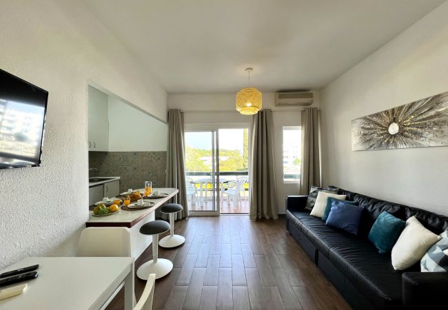 Apartment in Vilamoura - VILAMOURA CENTRAL 4 WITH POOL by HOMING Apartment in Vilamoura - VILAMOURA CENTRAL 4 WITH POOL by HOMING