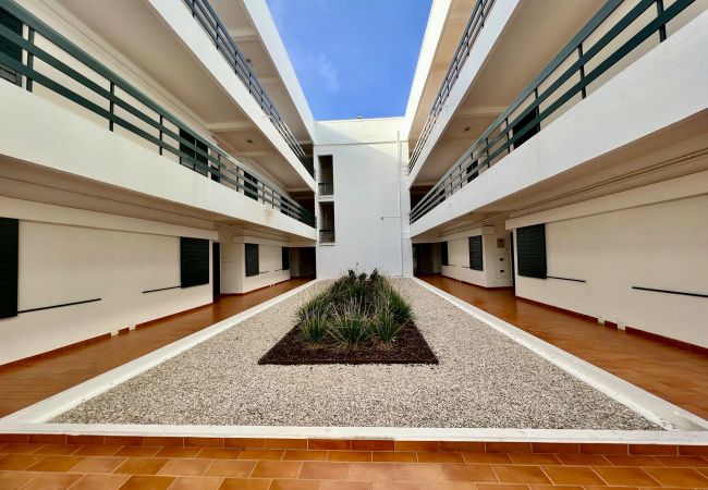 Apartment in Vilamoura - VILAMOURA CENTRAL 4 WITH POOL by HOMING Apartment in Vilamoura - VILAMOURA CENTRAL 4 WITH POOL by HOMING