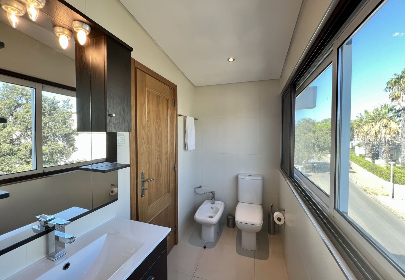 Apartment in Quarteira - QUARTEIRA CLASSIC 1 WITH POOL by HOMING