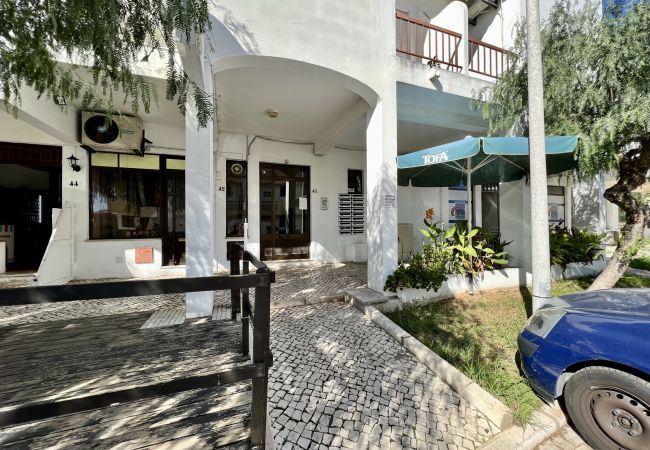 Apartment in Albufeira - ALBUFEIRA DOWNTOWN WITH POOL by HOMING Apartment in Albufeira - ALBUFEIRA DOWNTOWN WITH POOL by HOMING