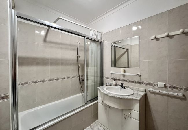 Apartment in Albufeira - ALBUFEIRA FALESIA BEACH 4 by HOMING Apartment in Albufeira - ALBUFEIRA FALESIA BEACH 4 by HOMING