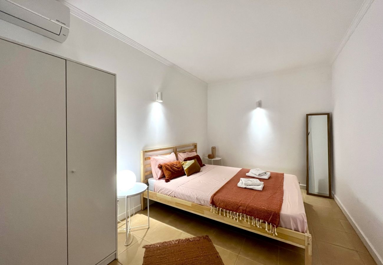 Apartment in Albufeira - ALBUFEIRA SALGADOS BEACH 4 by HOMING
