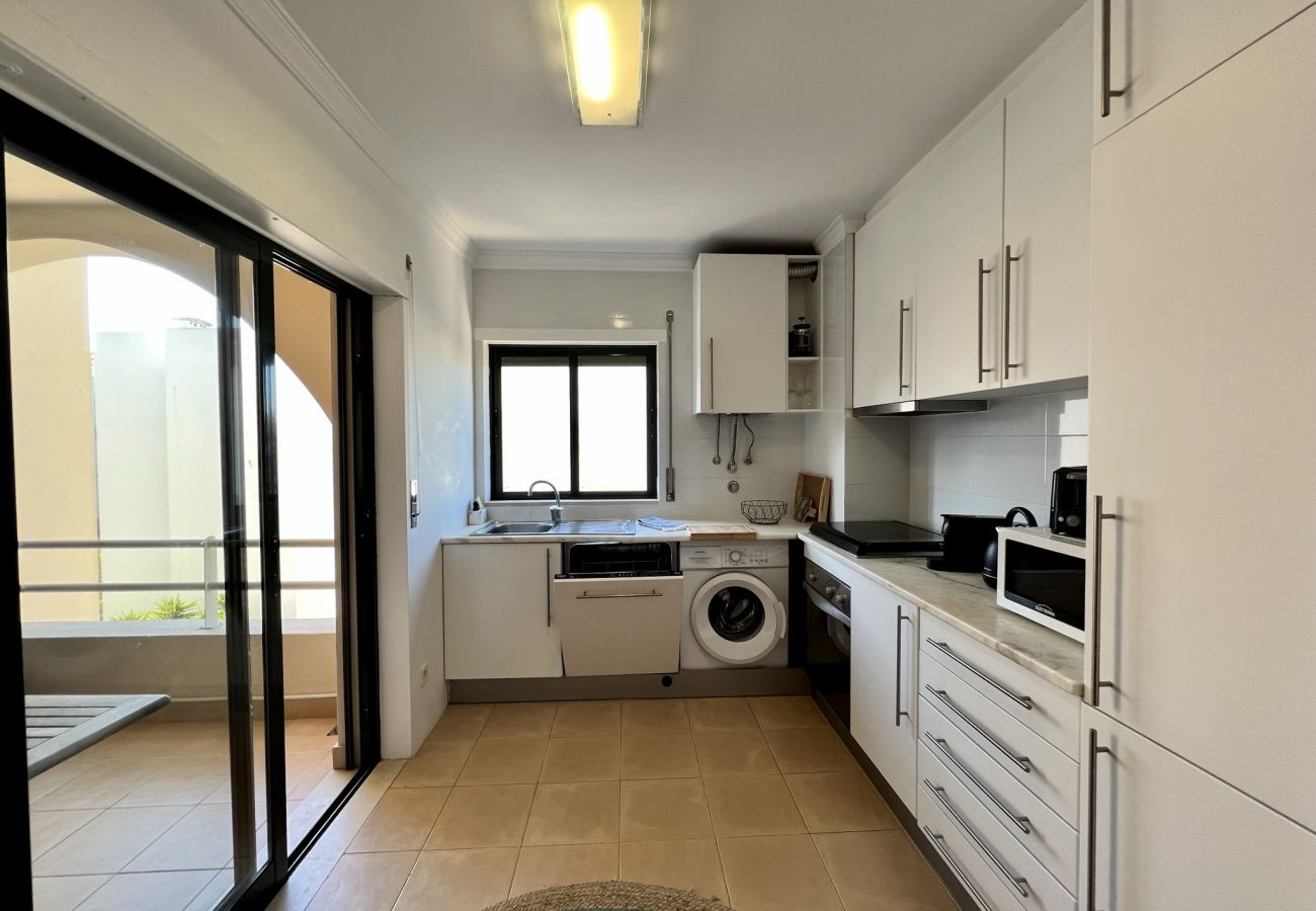 Apartment in Albufeira - ALBUFEIRA SALGADOS BEACH 4 by HOMING