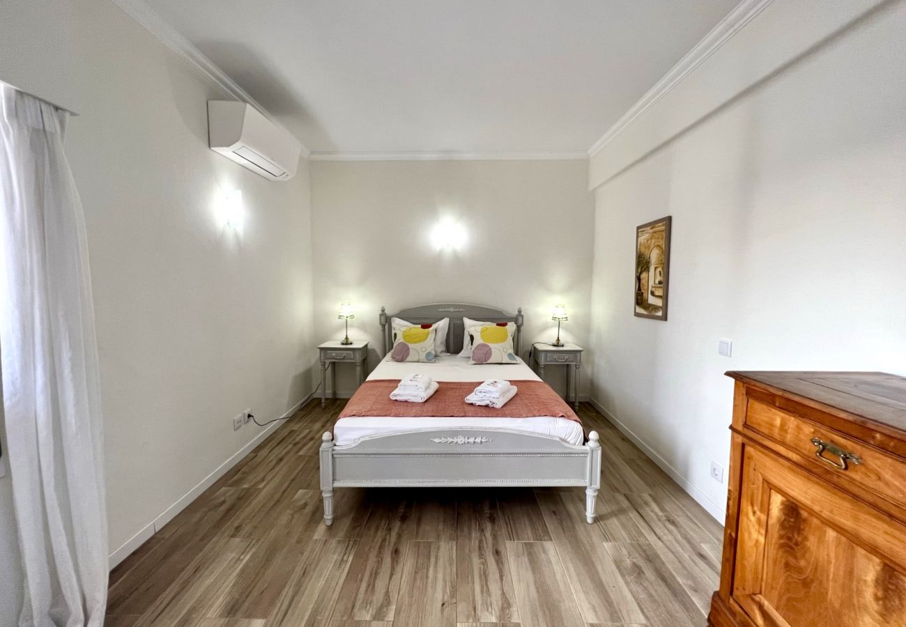 Apartment in Albufeira - ALBUFEIRA CENTRAL 4 by HOMING
