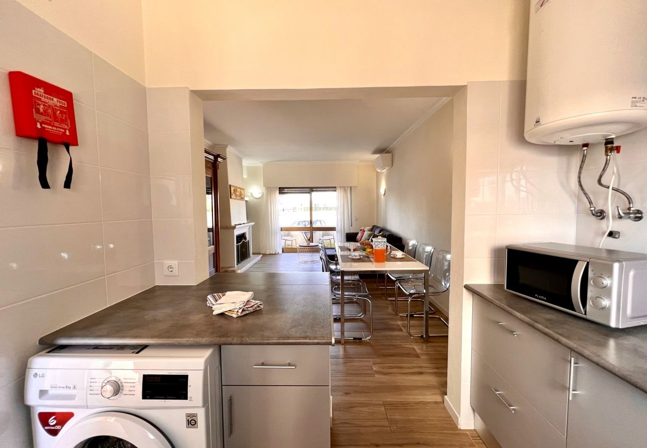 Apartment in Albufeira - ALBUFEIRA CENTRAL 4 by HOMING