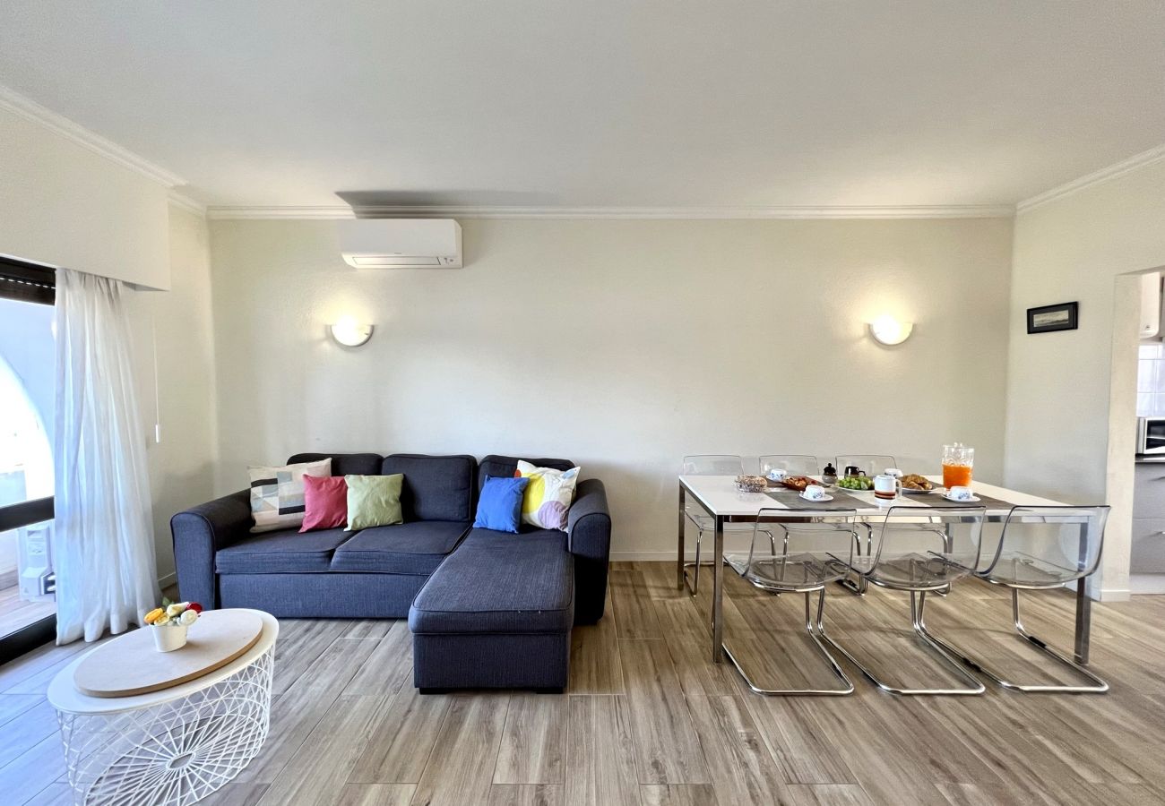 Apartment in Albufeira - ALBUFEIRA CENTRAL 4 by HOMING