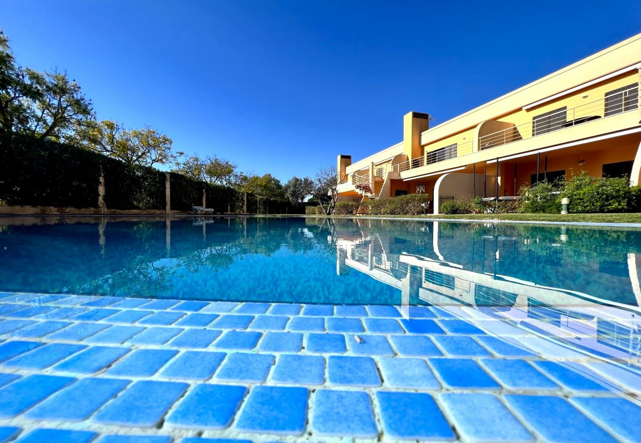 Apartment in Vilamoura - VILAMOURA PARADISE GOLF WITH POOL by HOMING