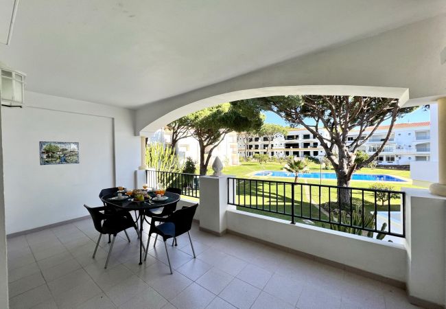 Apartment in Vilamoura - VILAMOURA GARDEN VIEW 1 WITH POOL by HOMING Apartment in Vilamoura - VILAMOURA GARDEN VIEW 1 WITH POOL by HOMING