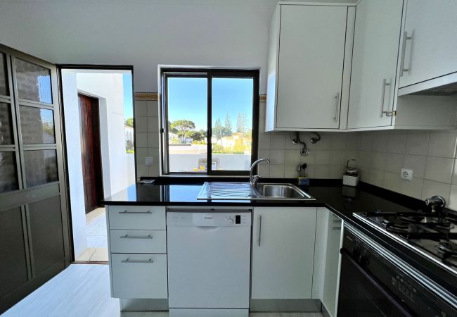 Apartment in Vilamoura - VILAMOURA BRIGHTNESS APARTMENT WITH POOL by HOMING Apartment in Vilamoura - VILAMOURA BRIGHTNESS APARTMENT WITH POOL by HOMING