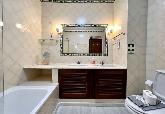 Apartment in Vilamoura - VILAMOURA BRIGHTNESS APARTMENT WITH POOL by HOMING Apartment in Vilamoura - VILAMOURA BRIGHTNESS APARTMENT WITH POOL by HOMING