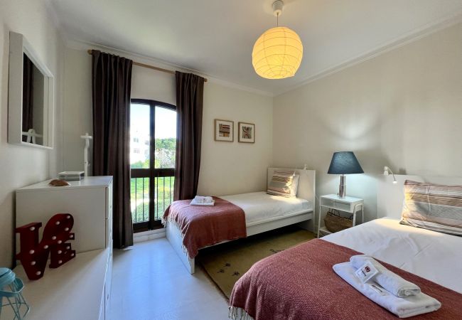 Apartment in Vilamoura - VILAMOURA BRIGHTNESS APARTMENT WITH POOL by HOMING Apartment in Vilamoura - VILAMOURA BRIGHTNESS APARTMENT WITH POOL by HOMING