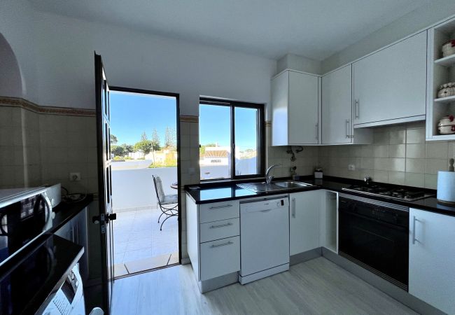 Apartment in Vilamoura - VILAMOURA BRIGHTNESS APARTMENT WITH POOL by HOMING Apartment in Vilamoura - VILAMOURA BRIGHTNESS APARTMENT WITH POOL by HOMING