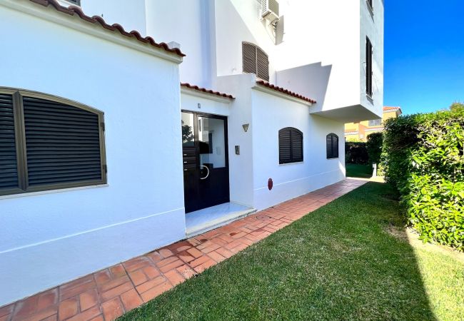 Apartment in Vilamoura - VILAMOURA BRIGHTNESS APARTMENT WITH POOL by HOMING Apartment in Vilamoura - VILAMOURA BRIGHTNESS APARTMENT WITH POOL by HOMING