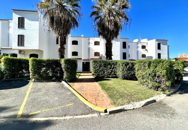 Apartment in Vilamoura - VILAMOURA BRIGHTNESS APARTMENT WITH POOL by HOMING Apartment in Vilamoura - VILAMOURA BRIGHTNESS APARTMENT WITH POOL by HOMING