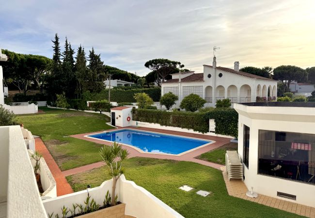 Apartment in Vilamoura - VILAMOURA BRIGHTNESS APARTMENT WITH POOL by HOMING Apartment in Vilamoura - VILAMOURA BRIGHTNESS APARTMENT WITH POOL by HOMING
