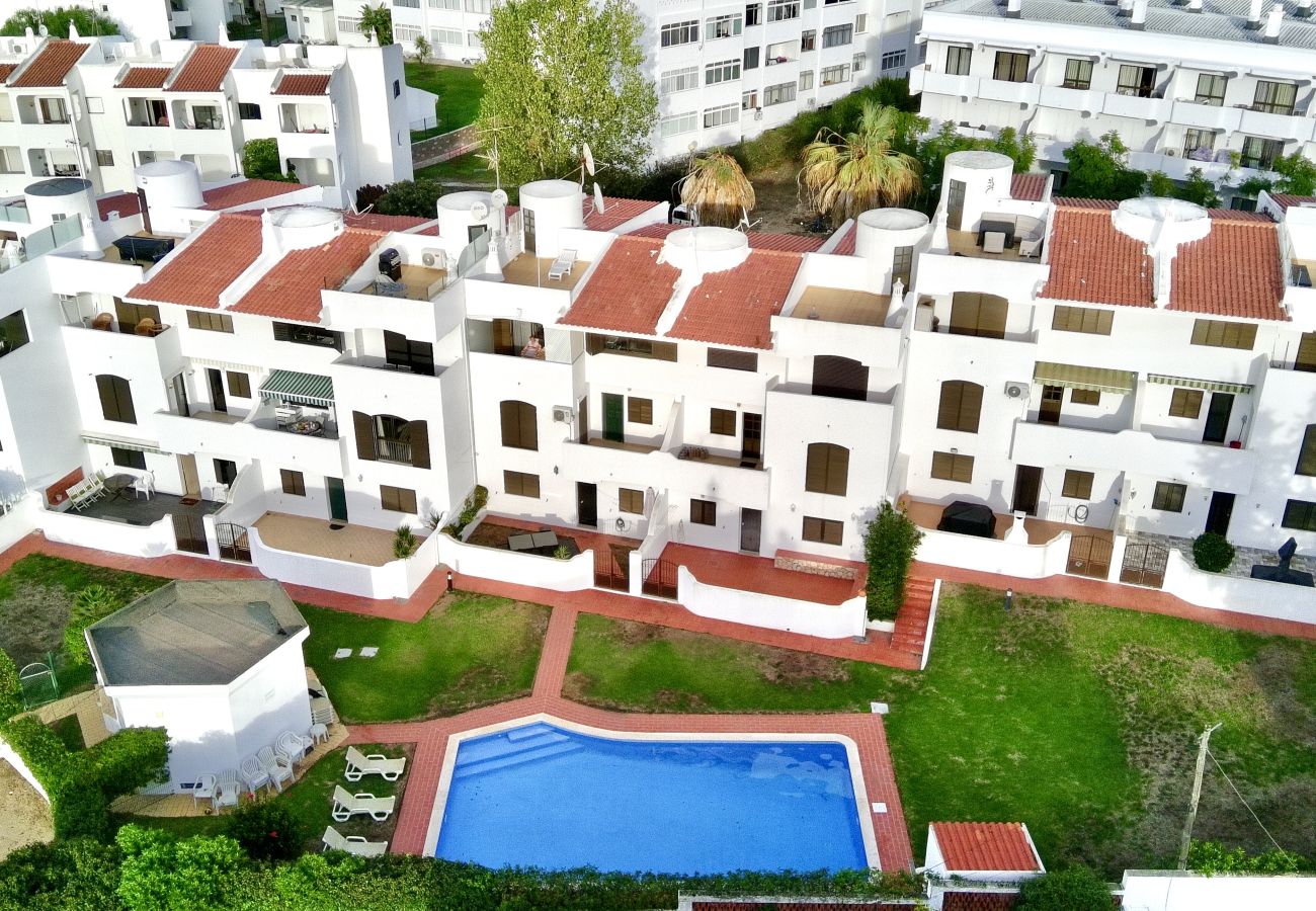 Apartment in Vilamoura - VILAMOURA BRIGHTNESS APARTMENT WITH POOL by HOMING