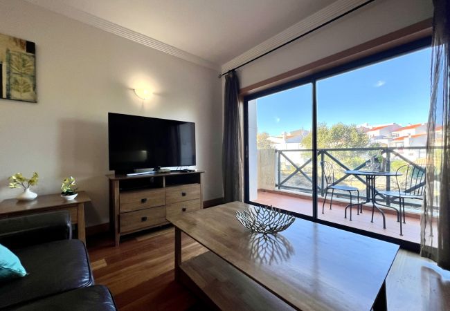 Apartment in Albufeira - ALBUFEIRA MODERN 4 WITH POOL by HOMING Apartment in Albufeira - ALBUFEIRA MODERN 4 WITH POOL by HOMING