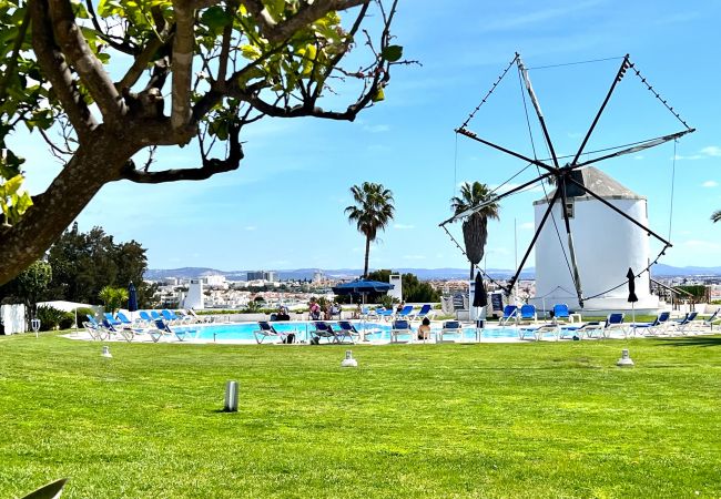 Apartment in Albufeira - ALBUFEIRA SUNSET WITH POOL by HOMING Apartment in Albufeira - ALBUFEIRA SUNSET WITH POOL by HOMING