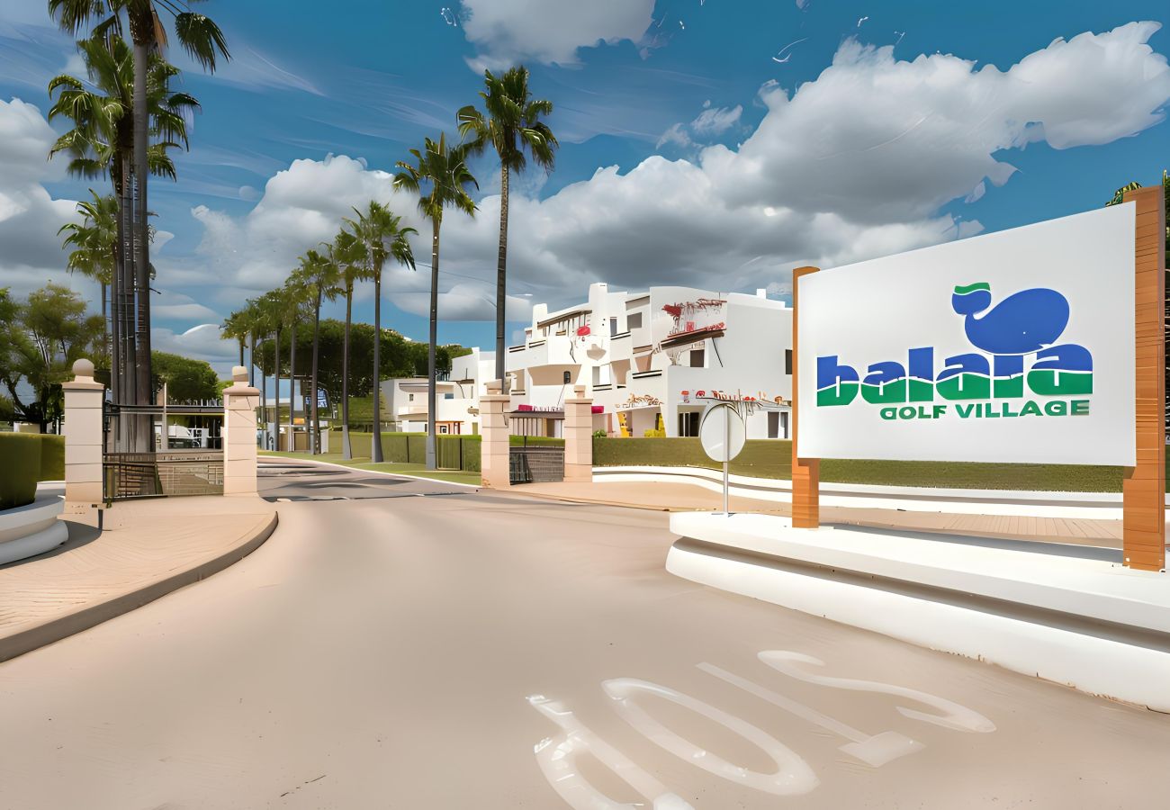 Apartment in Albufeira - ALBUFEIRA BALAIA GOLF VILLAGE 2 WITH POOL by HOMIN