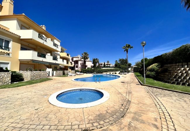 Apartment in Albufeira - ALBUFEIRA VALLEY 2 WITH POOL by HOMING Apartment in Albufeira - ALBUFEIRA VALLEY 2 WITH POOL by HOMING