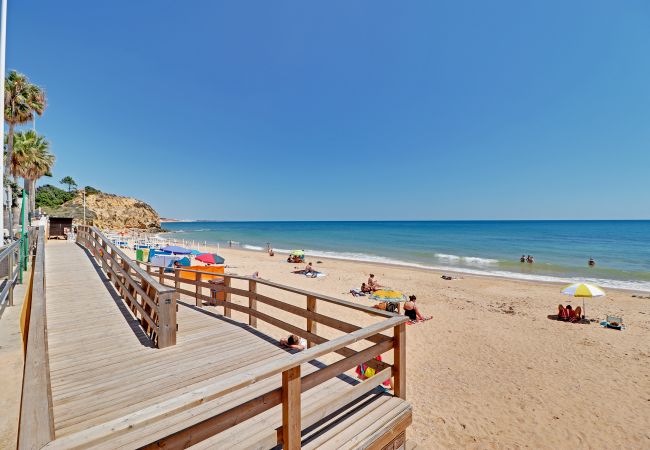 Apartment in Albufeira - ALBUFEIRA VALLEY 2 WITH POOL by HOMING Apartment in Albufeira - ALBUFEIRA VALLEY 2 WITH POOL by HOMING