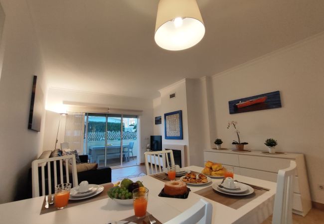 Apartment in Albufeira - ALBUFEIRA VALLEY 2 WITH POOL by HOMING Apartment in Albufeira - ALBUFEIRA VALLEY 2 WITH POOL by HOMING