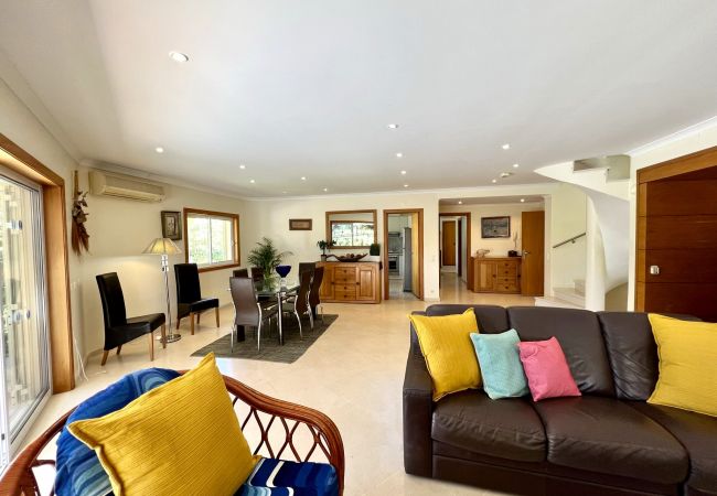 Villa in Vilamoura - VILAMOURA  AMAZING GOLF VILLA WITH POOL by HOMING Villa in Vilamoura - VILAMOURA  AMAZING GOLF VILLA WITH POOL by HOMING