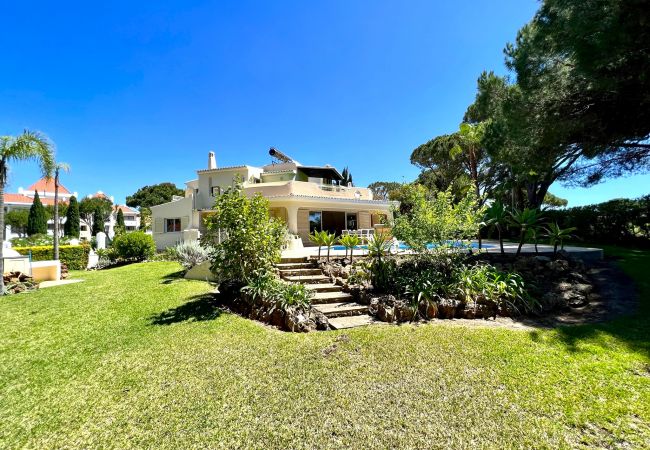 Villa in Vilamoura - VILAMOURA  AMAZING GOLF VILLA WITH POOL by HOMING Villa in Vilamoura - VILAMOURA  AMAZING GOLF VILLA WITH POOL by HOMING
