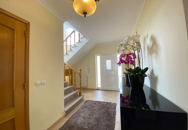 Villa in Pêra - PÊRA AMAZING VILLA WITH POOL by HOMING Villa in Pêra - PÊRA AMAZING VILLA WITH POOL by HOMING