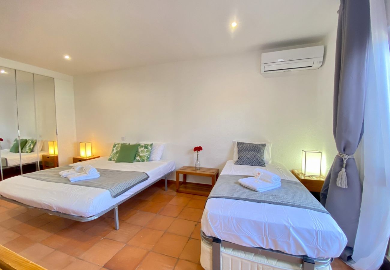 Apartment in Albufeira - ALBUFEIRA SKYLIGHT 1 WITH POOL by HOMING