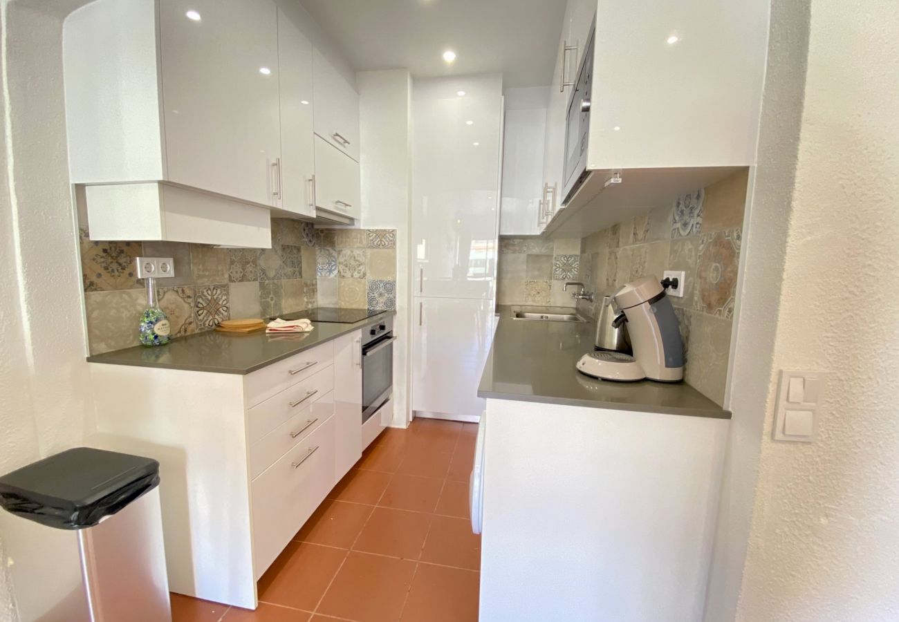Apartment in Albufeira - ALBUFEIRA SKYLIGHT 1 WITH POOL by HOMING