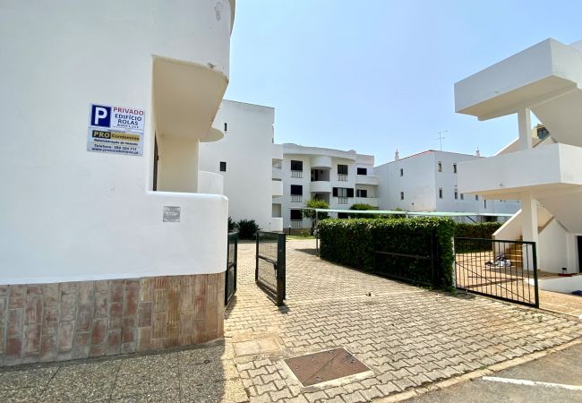 Apartment in Vilamoura - VILAMOURA TWINS 1 WITH POOL by HOMING Apartment in Vilamoura - VILAMOURA TWINS 1 WITH POOL by HOMING