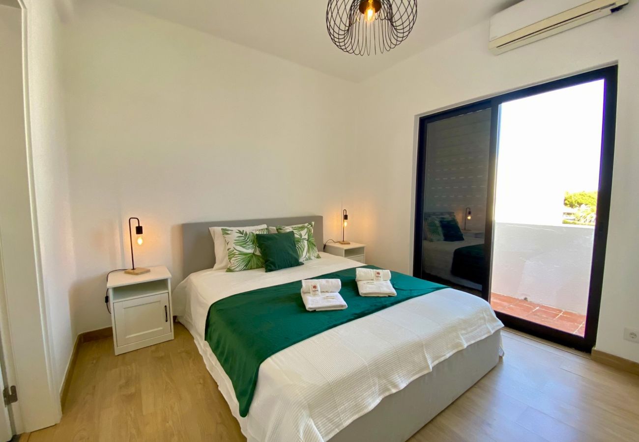 Apartment in Vilamoura - VILAMOURA TWINS 2 WITH POOL by HOMING