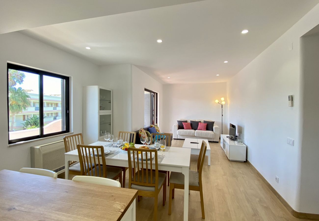 Apartment in Vilamoura - VILAMOURA TWINS 2 WITH POOL by HOMING