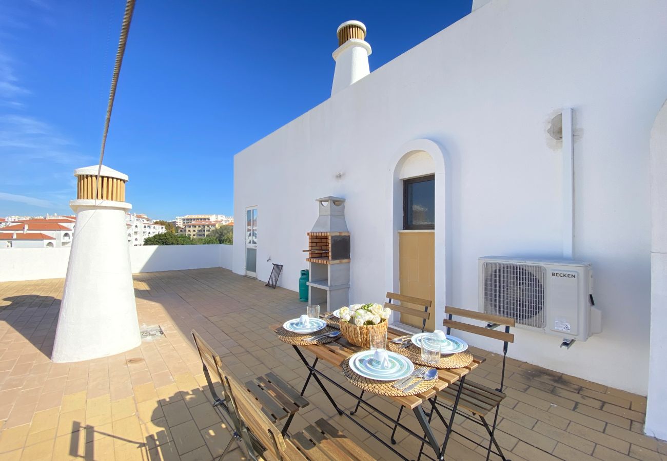 Apartment in Albufeira - ALBUFEIRA CENTRAL 8 by HOMING