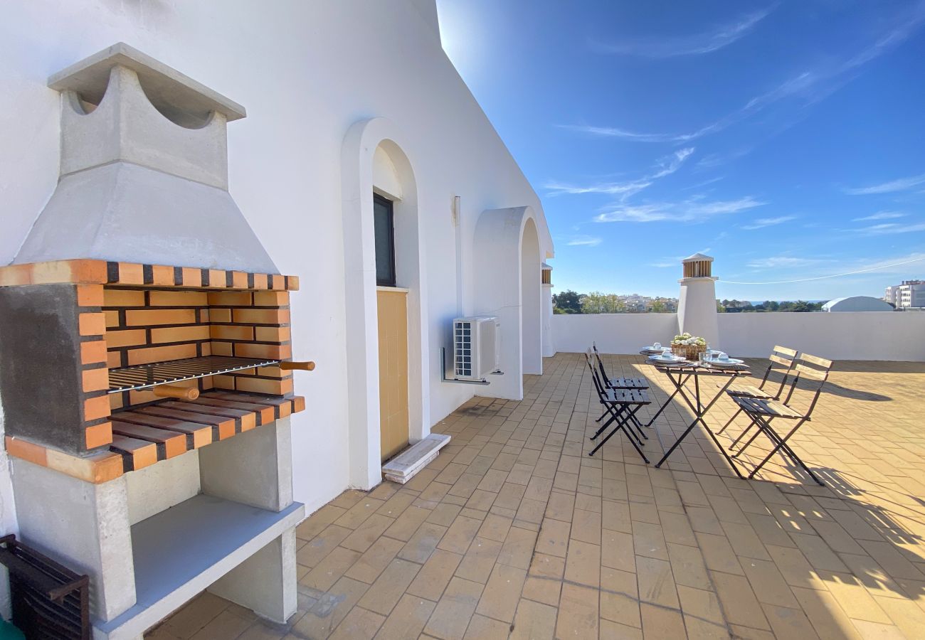 Apartment in Albufeira - ALBUFEIRA CENTRAL 8 by HOMING