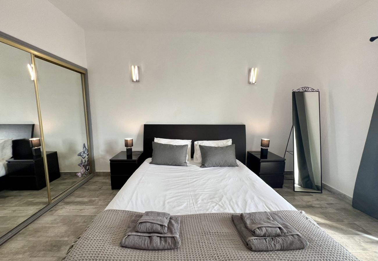 Apartment in Albufeira - ALBUFEIRA CENTRAL 10 by HOMING