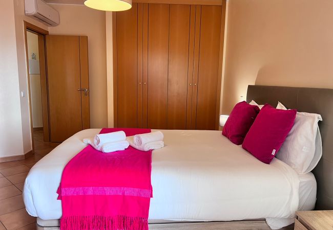 Apartment in Armação de Pêra - ARMAÇÃO DE PÊRA OCEAN TERRACE WITH POOL by HOMING Apartment in Armação de Pêra - ARMAÇÃO DE PÊRA OCEAN TERRACE WITH POOL by HOMING