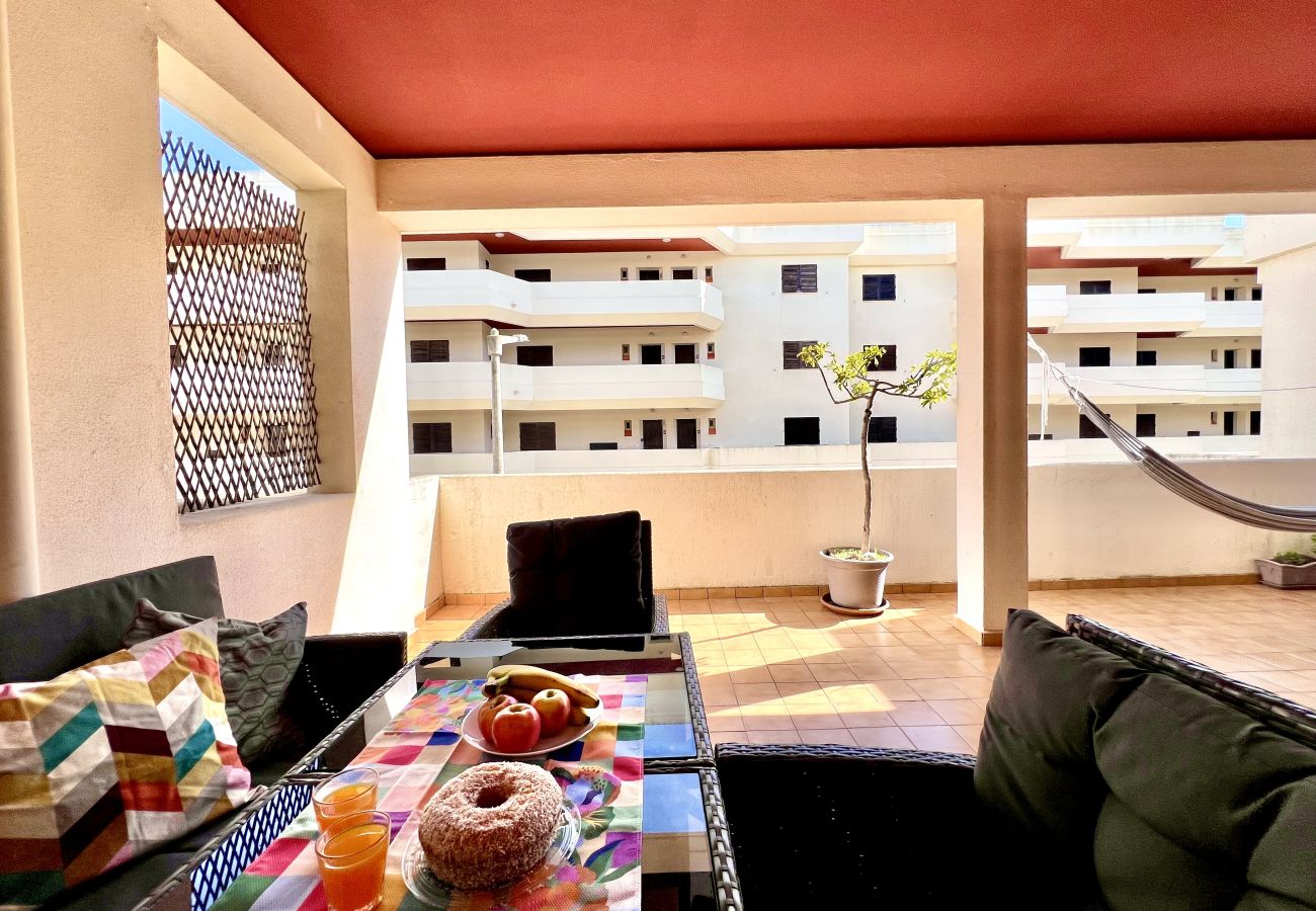 Apartment in Lagos - LAGOS OCEAN BAY WITH POOL by HOMING