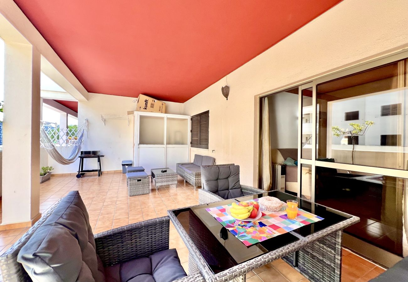 Apartment in Lagos - LAGOS OCEAN BAY WITH POOL by HOMING