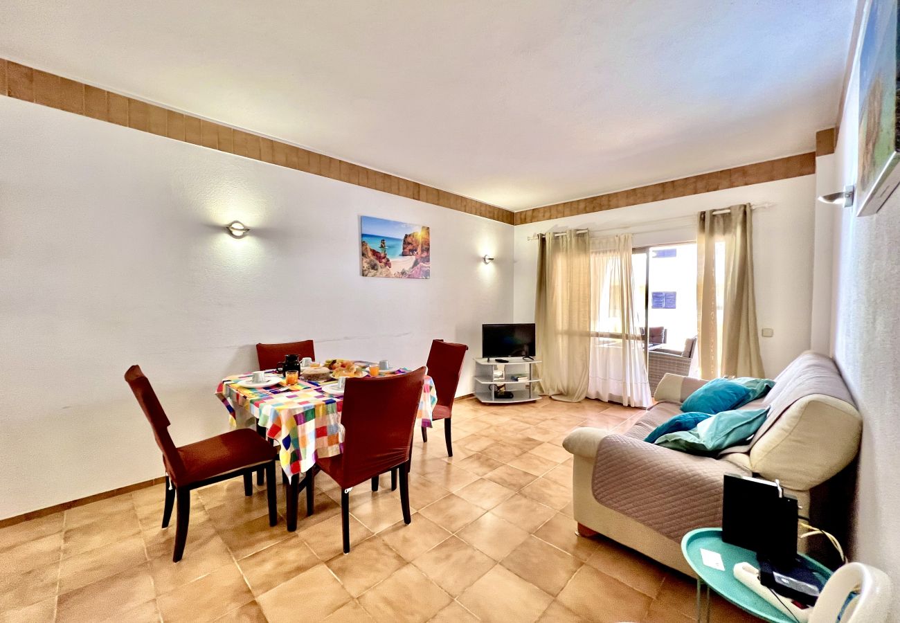 Apartment in Lagos - LAGOS OCEAN BAY WITH POOL by HOMING