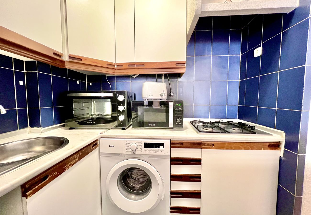 Apartment in Lagos - LAGOS OCEAN BAY WITH POOL by HOMING