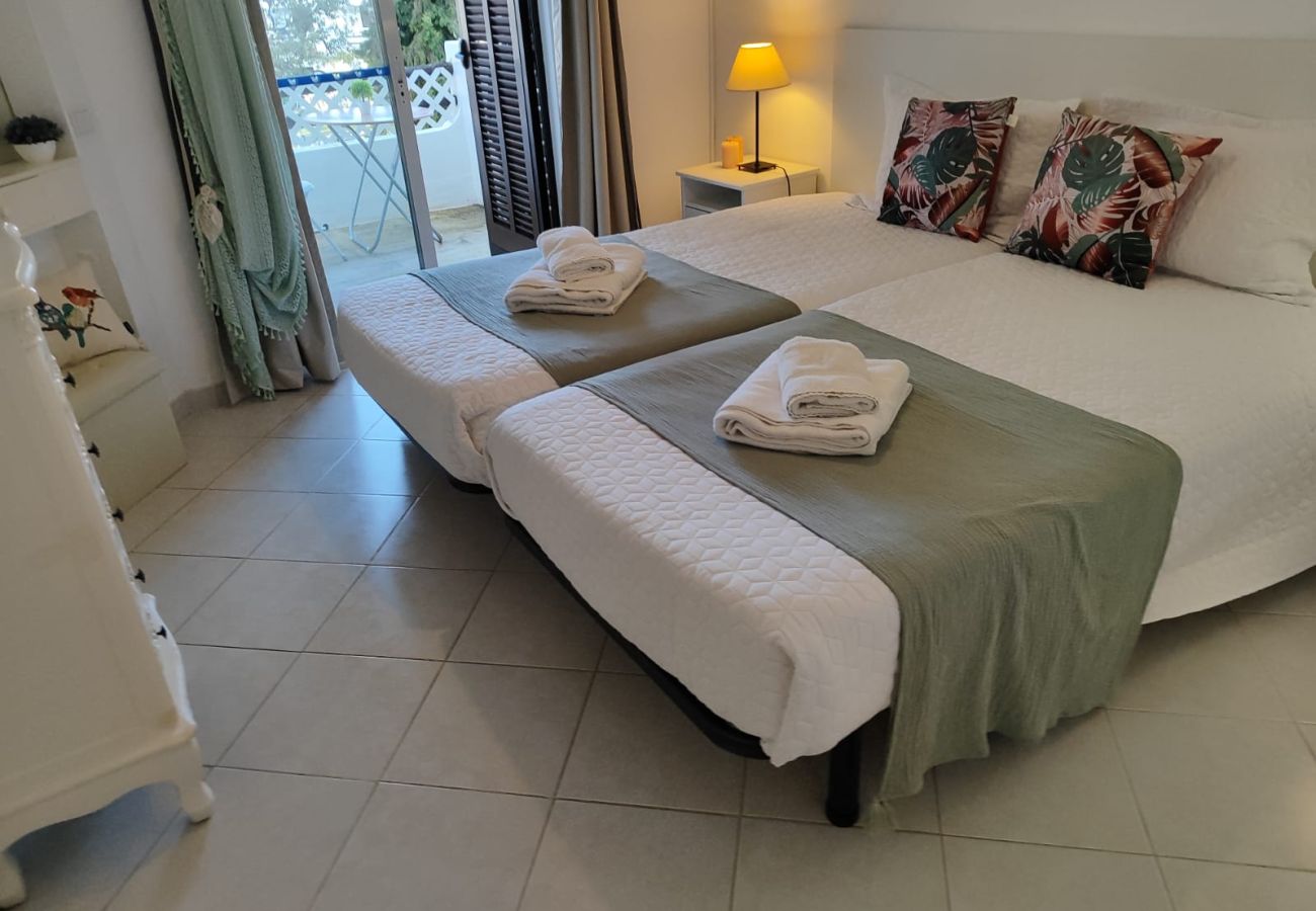 Apartment in Albufeira - ALBUFEIRA BALAIA GOLF VILLAGE 4 WITH POOL by HOMIN