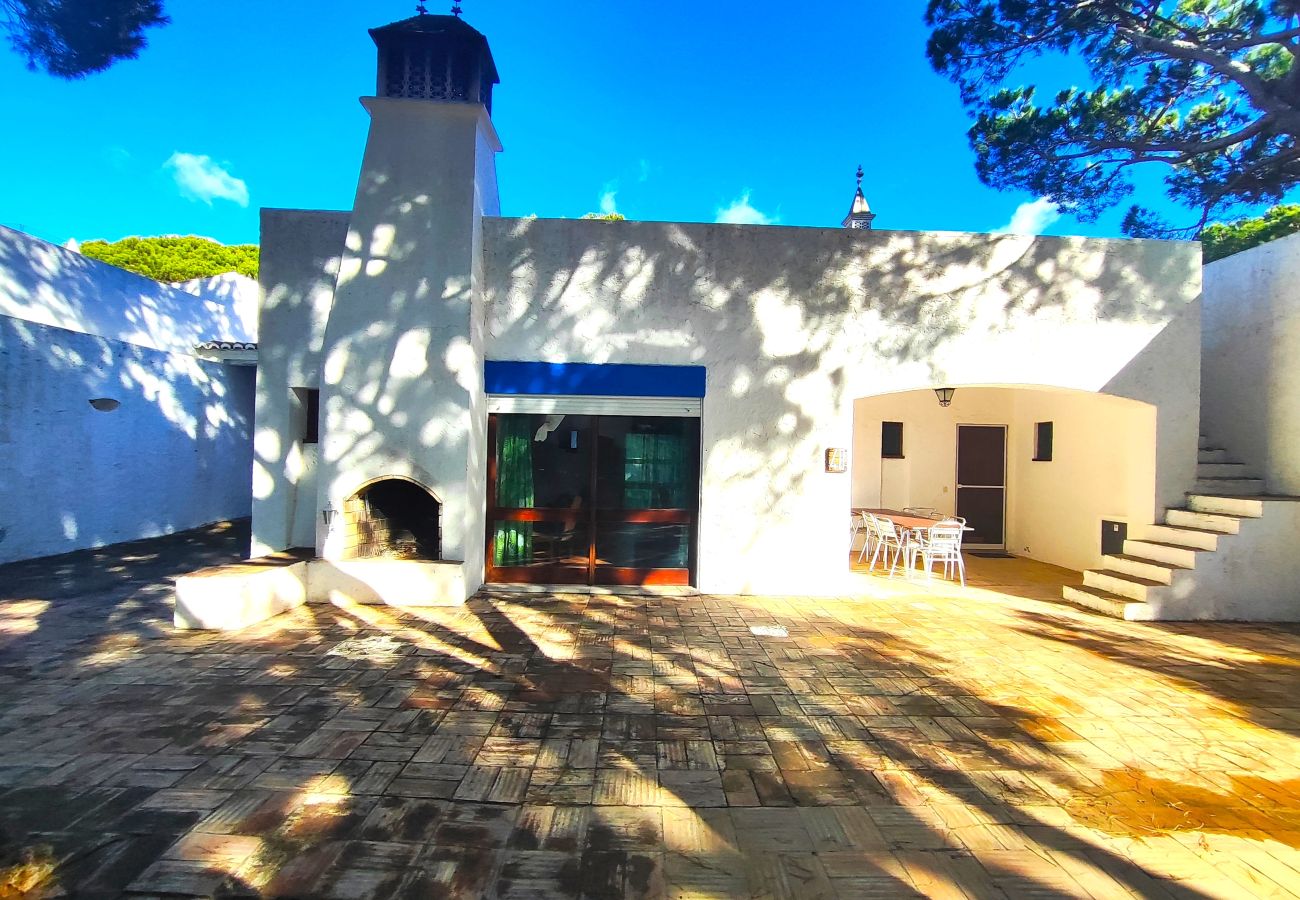 Villa in Albufeira - ALBUFEIRA AÇOTEIAS VILLA WITH POOL by HOMING