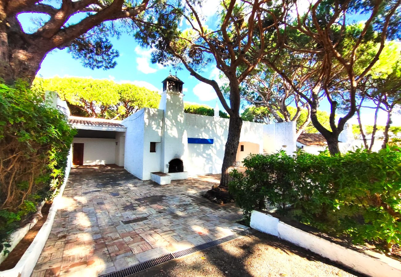 Villa in Albufeira - ALBUFEIRA AÇOTEIAS VILLA WITH POOL by HOMING
