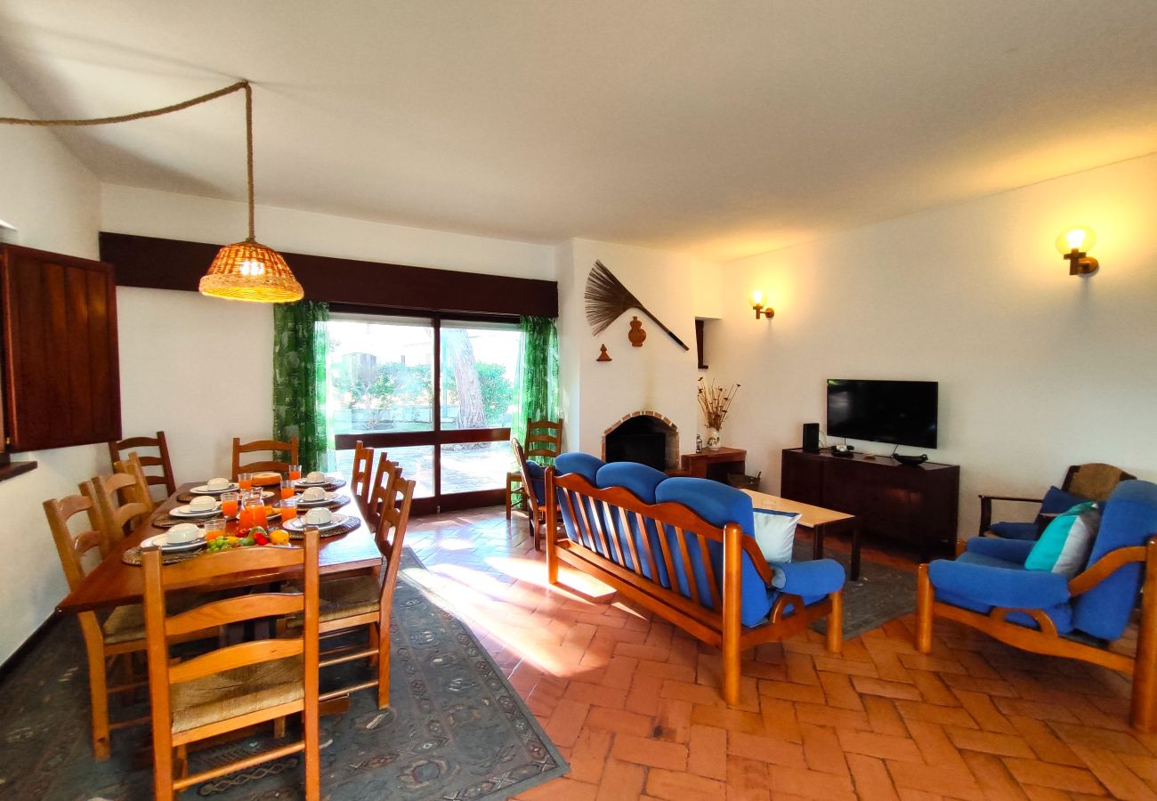 Villa in Albufeira - ALBUFEIRA AÇOTEIAS VILLA WITH POOL by HOMING