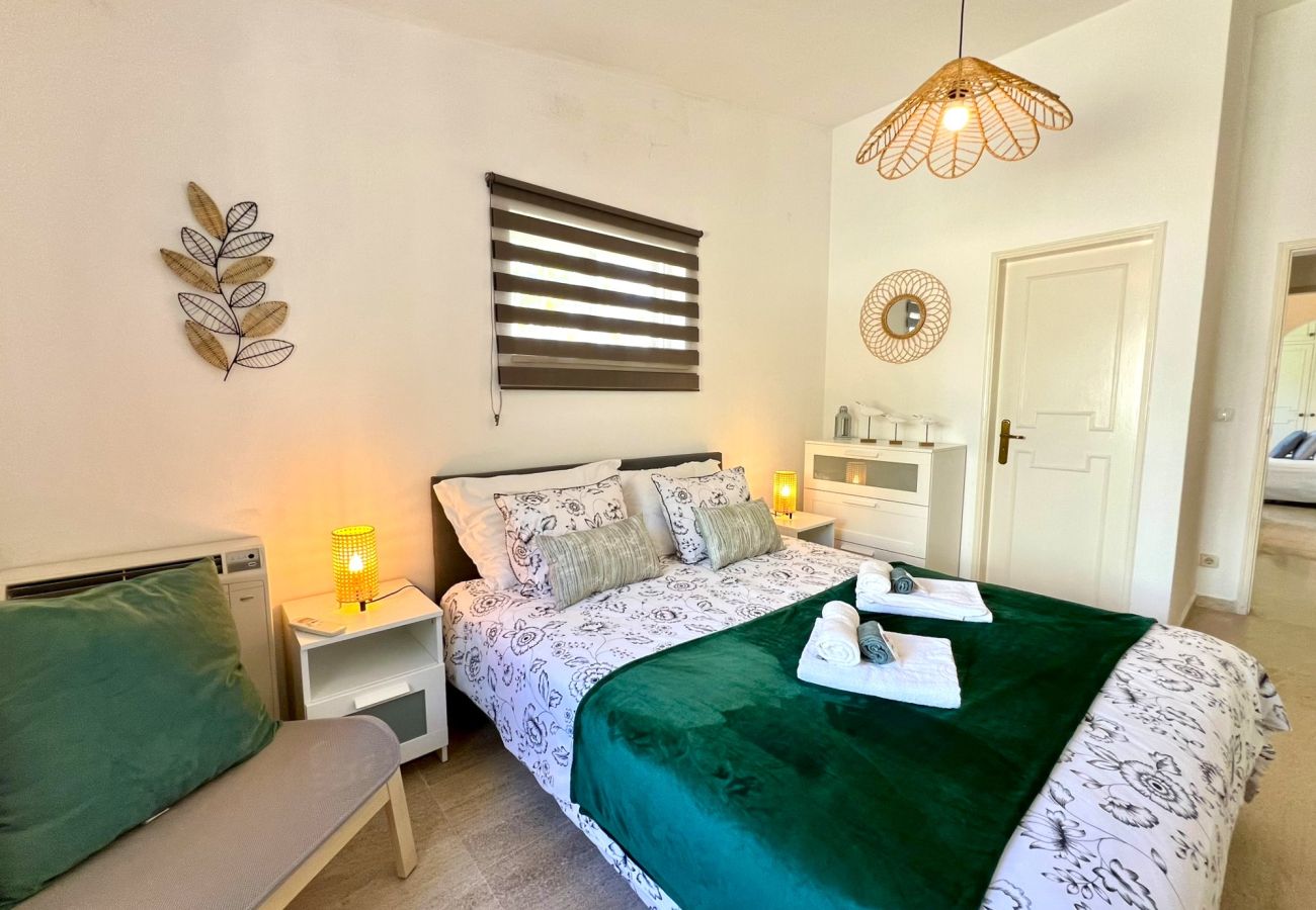 Villa in Vilamoura - VILAMOURA BRIGHTNESS VILLA WITH POOL by HOMING