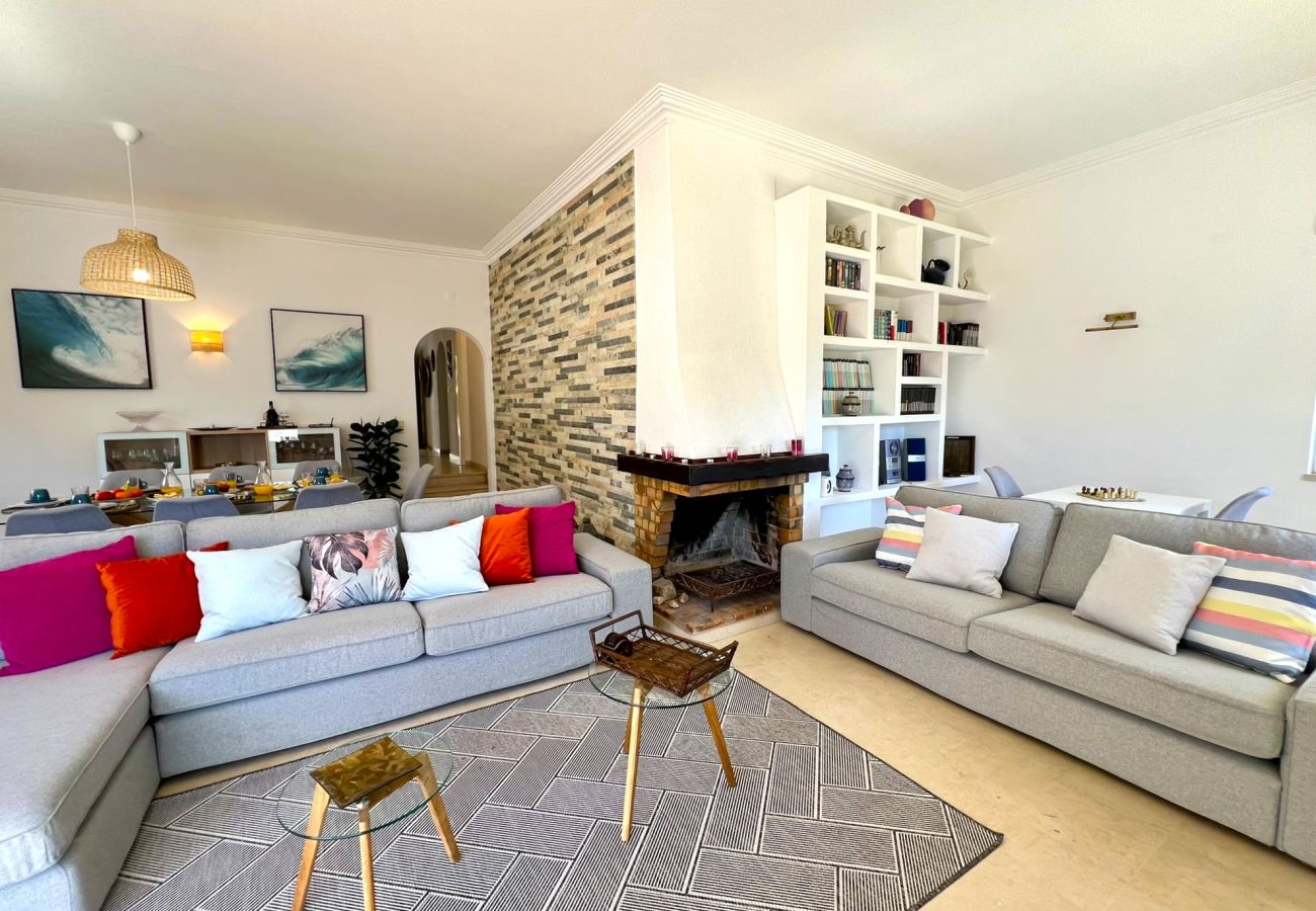 Villa in Vilamoura - VILAMOURA BRIGHTNESS VILLA WITH POOL by HOMING