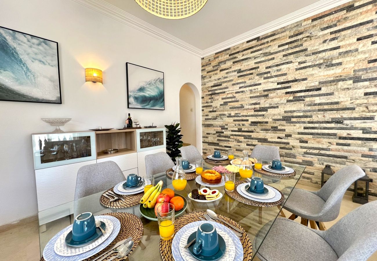 Villa in Vilamoura - VILAMOURA BRIGHTNESS VILLA WITH POOL by HOMING