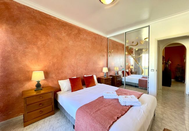 Apartment in Galé - ALBUFEIRA CONCEPT 2 WITH POOL by HOMING Apartment in Galé - ALBUFEIRA CONCEPT 2 WITH POOL by HOMING